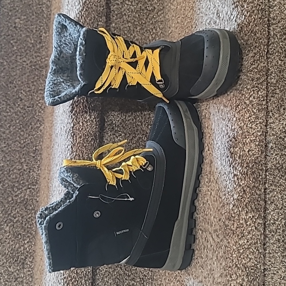Bearpaw Women's Inka Winter Suede and Rubber Reflective Waterproof Boots Size 10 - Picture 7 of 10